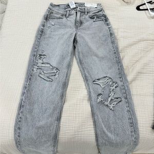 American Eagle 90’s Straight Jeans